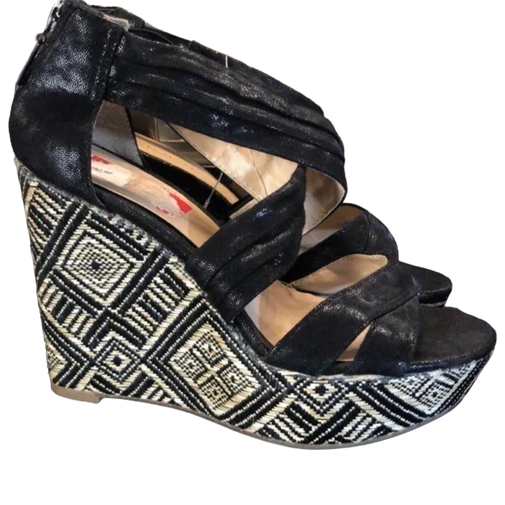 Nine & Co.‎ Black patterned straw wedge sandals womens size 7